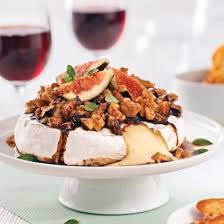 Camembert Fondant Aux Noix Figues Et Miel Entr Eacute Es Et Soupes Recettes 5 15 Recettes Express 5 15 Pratico Pratique Food Food And Drink Tapas