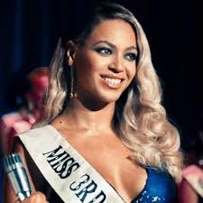 Ella Tate (@EllaTat54128450)