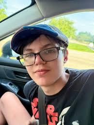 We headed north and landed in Duluth for our first night. Now we're  figuring out what not to miss while we're here, so if you've got Duluth  favorites, send them our way!!