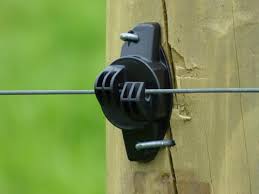 80pcs black electric fence insulator, fence ring post wood post insulator,screw in ring insulators for farm animal fencing (grid system accessories for animal husbandry electronic). 250 Gallagher Wood Post Claw Insulators Electric Fence Insulators Gallagher Electric Fencing From Valley Farm Supply
