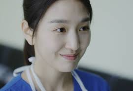 Jin-won (Kim Hye-in), a gynecologist fellow at Yulje Hospital in Jongno. He  is a one-top villain of ..