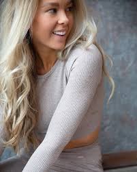 TheMonFrance Power Hour 🔥💪🏼 Swipe to see the incredible deals my friends  at The Metropolitan are offering TOMORROW ONLY (1/29)! I've been seeing  @metropolitanglowgirl at @themonfrance for ~6mo now, receiving Hydrafacial  and