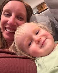 Leah Davenport's Instagram, Twitter & Facebook