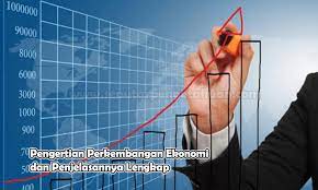 Sebagaimana kita ketahui bersama bahwa indonesia terletak di asia tenggara dengan ribuan pulau yang tersebar dari sabang sampe merauke.tata letak geografis yang sangat strategis karena dihimpit oleh dua samudera dan dua benua di dunia, samudera hindia dan samudera pasifik juga benua asia dengan benua. Pengertian Perkembangan Ekonomi Dan Penjelasannya Lengkap