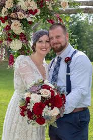 The wedding photography packages that we deliver to customers encompass the best combination of dynamic and creative vision of our photographic and video graphic shoots. Wedding Packages Flutter Focus Photography