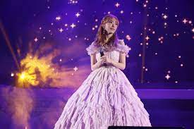 宮脇咲良、桜色のドレスで涙の11分半スピーチ「違う夢へと旅立つ」【全文】 | ORICON NEWS