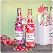 Valentines day gift basket | image source. 60 Cute Diy Valentine S Day Gifts For Her Dodo Burd
