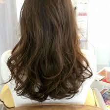 猫っ毛でも可愛く巻きたい 猫っ毛の巻き髪ポイント4つ 巻き髪 猫っ毛 ヘアスタイリング