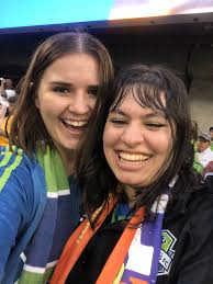 Alyssa Eckroth (@aeeckroth)