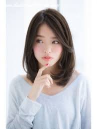These create an airy feel to your overall style. 10 Korean Shoulder Length Hair With Bangs Undercut Hairstyle