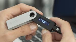 A hardware wallet is a special type of bitcoin wallet which stores the user's private keys in a secure hardware device. Crypto Hardware Wallet Ledger Nano S Usb Black Eventus Sistemi