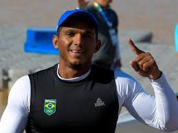 Quatro dias depois eles ainda vão competir na prova individual, no c1 1.000m. Em Busca Do Recorde De Medalhas Isaquias Queiroz Cobra Foco De Companheiro 20 07 2021 Uol Olimpiadas