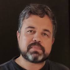 Henrique Gonçalves (@henrigos)