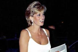 Princess diana became lady diana spencer after her father inherited the title of earl spencer in 1975. 14 Iconic Princess Diana Fashion Looks About Her