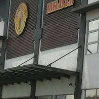 Our motto is to live happily and beautifully everyday! Mr D I Y Trading Sdn Bhd Headquarter
