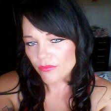 Nicki Lee Linton (@LintonNicki)