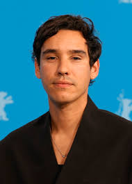 Adam Bessa — Wikipédia