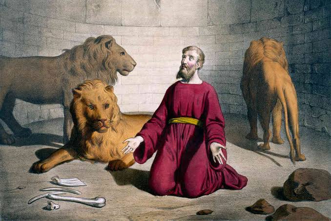 Daniel in the Lions' Den: Bible Story and Lessons