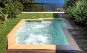 Constructeur de la piscine : Piscine Diffazur Avis Prix Modeles Et Points Forts Eau Libre