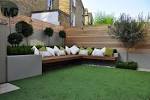 Small Backyard Entertainment Area Ideas