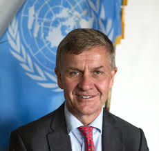 Erikler lif bakımından zengin kaynaklardır ve potasyum, k vitamini, demir gibi mineraller içermektedirler. Erik Solheim Unep Un Environment Programme