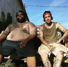 Being born on 30 december 1979, yelawolf is 41 years old as of today's date 13th august 2021. Who Is Yelawolf Dating Yelawolf Girlfriend Wife