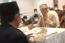 Sang dai dikabarkan akan menikah lagi setelah beberapa waktu menduda. P Ylkndybcqppm