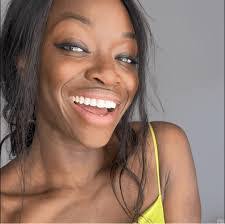 Samantha Bell's Instagram, Twitter & Facebook