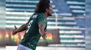 Não é sorte, é deus. Marcelo Martins Igualo Al Goleador Historico De La Verde Joaquin Botero Los Tiempos