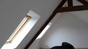 Comment Faire Le Silicone Parfaitement Le Long Des Poutres En Bois En Peinture Poutre Bois Mastic Acrylique Poutre