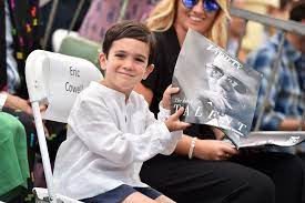 'america's got talent' 2019 judge simon cowell is getting lambasted online after ellen degeneres revealed new photos of simon on his bike without a helmet while with his son, eric, and girlfriend. Simon Cowell Wants His Son Eric Running America S Got Talent Simon Cowell Son Eric Simon Cowell