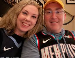 Second Presbyterian is pleased to announce that we have called the Rev.  Courtnay Veazey as our next Pastor and Head of Staff. Courtnay currently  serves at Idlewild Presbyterian Church in Memphis as