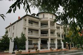 Vezi 363 rezultate pentru case de vanzare teleorman la cele mai bune prețuri, cu cea mai avantajoasă proprietate începând de la 3.707 eur. Gypsy Palace A Photo From Teleorman West Trekearth