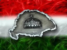 Magyarorszag Cimere Es A Korona Google Kereses Hungary History Christmas Ornaments Minden