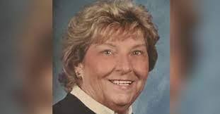 Luann Elmore's Instagram, Twitter & Facebook