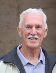 Leslie Chamberlain's Instagram, Twitter & Facebook