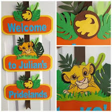 Segno Porta Il Re Leone Leone Di Guardia Porta Segno Simba Etsy Leone Compleanno Il Re Leone Re Leone
