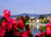 Sarnico, il borgo affacciato sul Lago d'Iseo