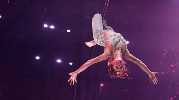 Pretty sure Veronika Goroshkova broke the laws of physics here 🤯 America's  Got Talent Tonight 8/7c | NBC and next day on Peacock, Vote for Veronika  Goroshkova at nbc.com/agtvote | AGT Auditions | ...