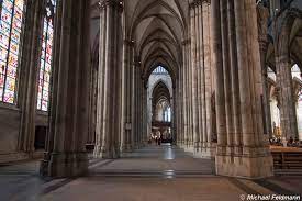 Erbaut ab 1248 nach plänen von dombaumeister gerhard von rile. Der Innenraum Des Kolner Doms