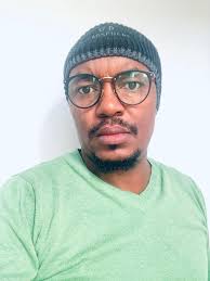 I helped him with my sound system and band then he stole some of  machines,salongo 1m cash amulabyeko