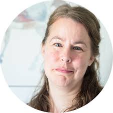 Michelle Porter's Instagram, Twitter & Facebook