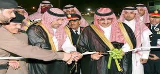 كتاب التمهيد لما في الموطأ من المعاني والأسانيد، وهو سبعون جزءاً رتبه على حروف المعجم، وعلى أسماء شيوخ مالك، ثم ألف كتاب الاستذكار لمذاهب. Ø¨Ø¹Ø¯ ØªØ¯Ø´ÙŠÙ†Ù‡ Ù„Ù„Ø­Ù…Ù„Ø© Ø§Ù„Ø³Ù†ÙˆÙŠØ© Ù„ØªÙˆØ²ÙŠØ¹ ØµØ¯Ù‚Ø§Øª Ø´Ù‡Ø¯Ø§Ø¡ Ø§Ù„ÙˆØ§Ø¬Ø¨