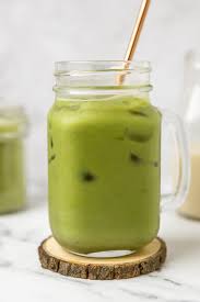 Jun 16, 2021 · the matcha latte's closest sibling is the iced matcha latte, a variation on the drink typically prepared with ice in a cocktail shaker and also served over ice. Iced Matcha Green Tea Latte The Dinner Bite