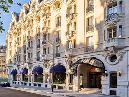 And Finally The Lutetia Paris Is Back After 4 Years Of Renovation Must See Next Time You Are In Paris Be Paris Hotels Vacation France Historic Hotels