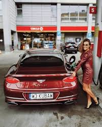 Ukończyła też roczny kurs w prestiżowej szkole kulinarnej le cordon bleu w paryżu. Anna Mucha Dziecko I Figura