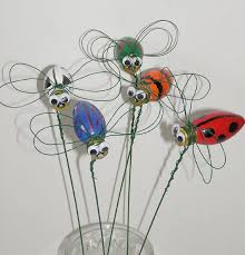 Hand Painted Glass Bulb Bug Light Bulb Crafts Christmas Crafts Diy Recycled Light Bulbs