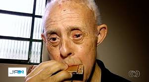 Goiano de 70 anos entra para o livro dos recordes como o idoso com Síndrome  de Down mais velho do Brasil