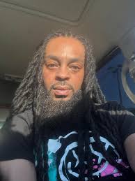 Hey yall!! I'm CB 40 years old single live in buckhead 1 child he grown  lets go outsideeee!!! lol