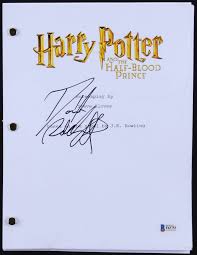 But there is no sound. Daniel Radcliffe Signed Harry Potter And The Half Blood Prince Full Movie Script Beckett Coa